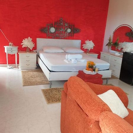 Roulas Cozy Apartments 阿特米达 外观 照片