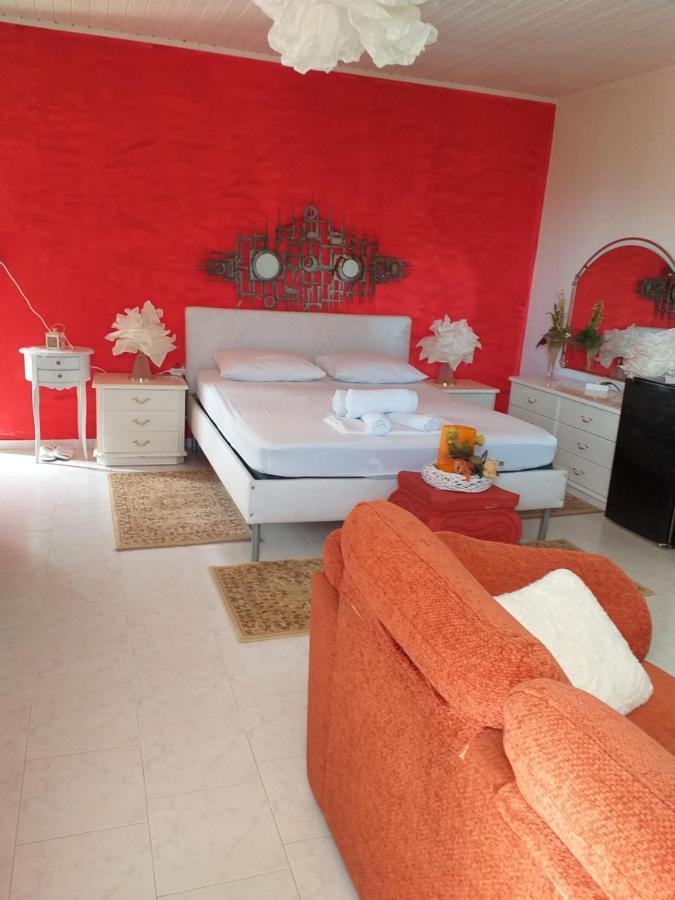 Roulas Cozy Apartments 阿特米达 外观 照片