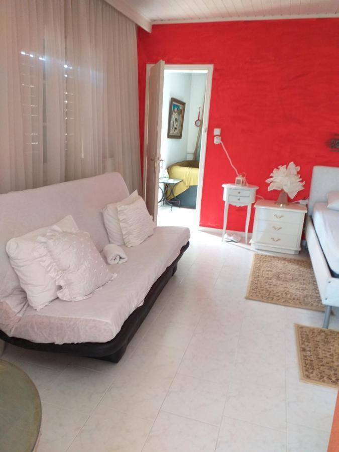 Roulas Cozy Apartments 阿特米达 外观 照片